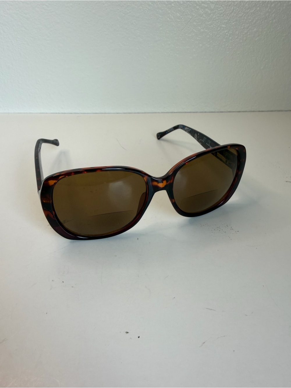 Vera Bradley Reading Sunglasses 1.50 Maura Bordeaux Blooms